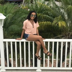 Meet your Posher, Whitley